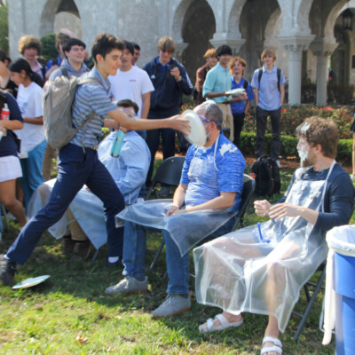 Internátní škola v USA Florida Bolles School party instagram