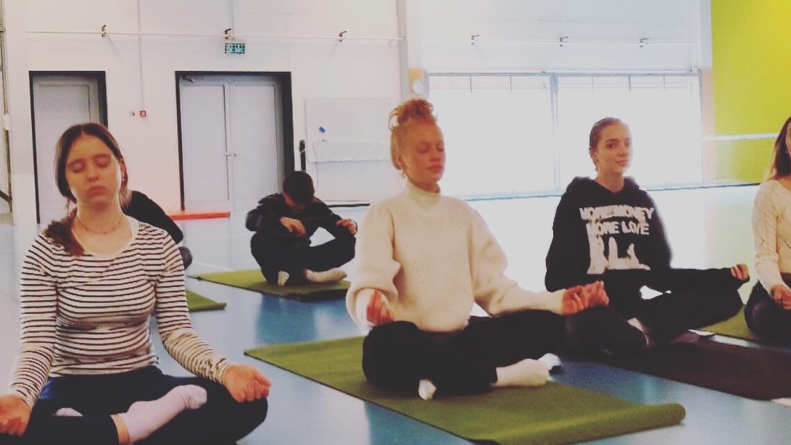 International School of Schaffhausen internátní škola yoga