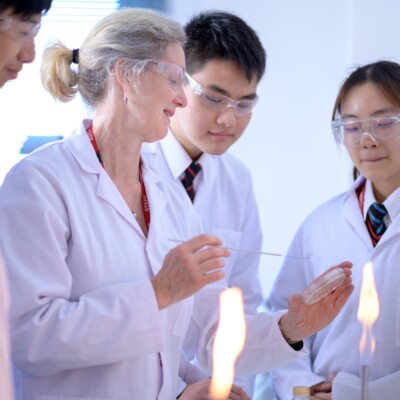 Cardiff Sixth Form College chemie